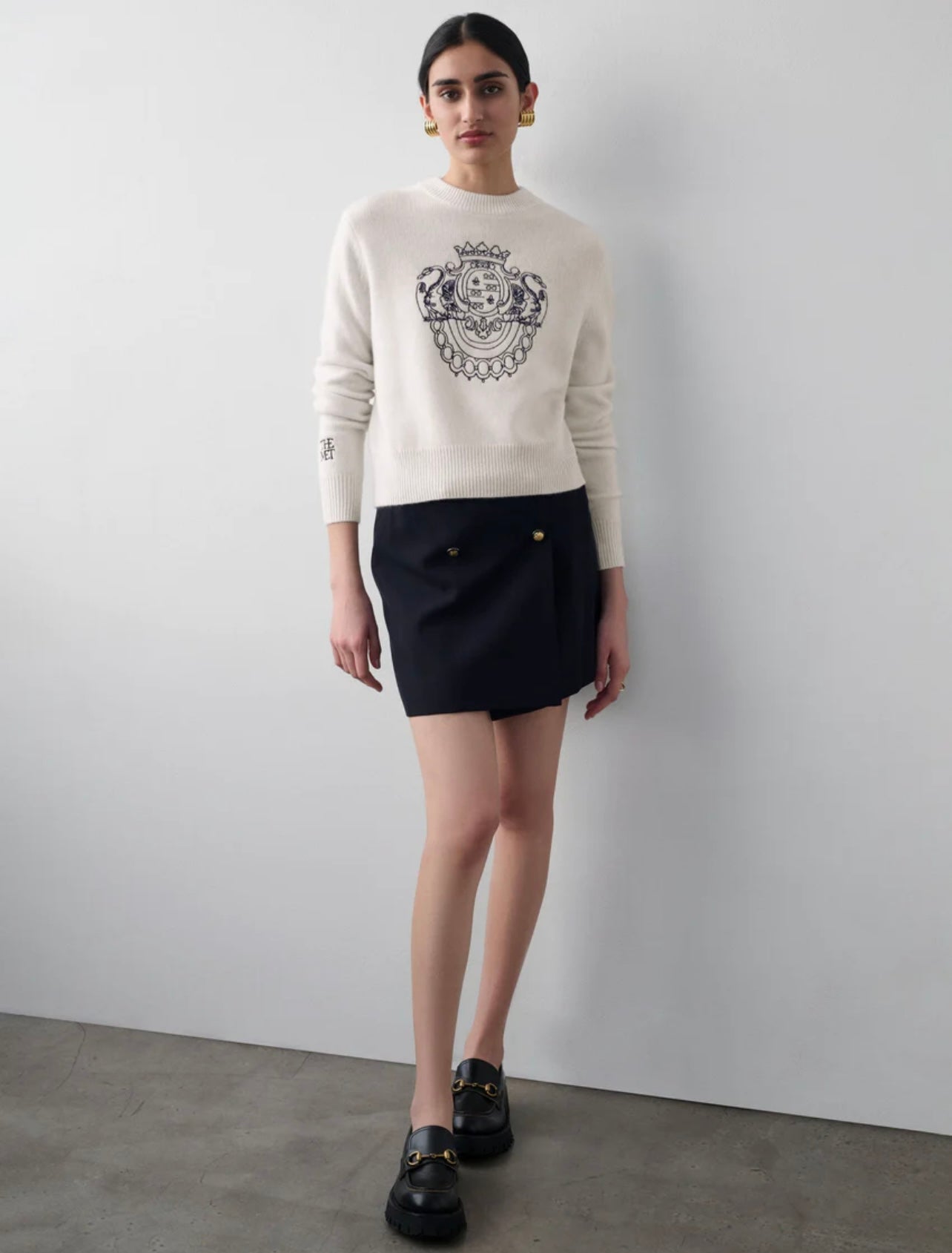 White + Warren Cashmere Coat Of Arms Embroidered Crewneck