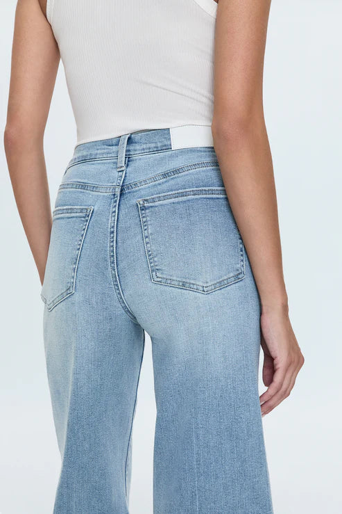 Pistola Izzy Denim in Strive